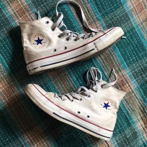 High top converse shoes